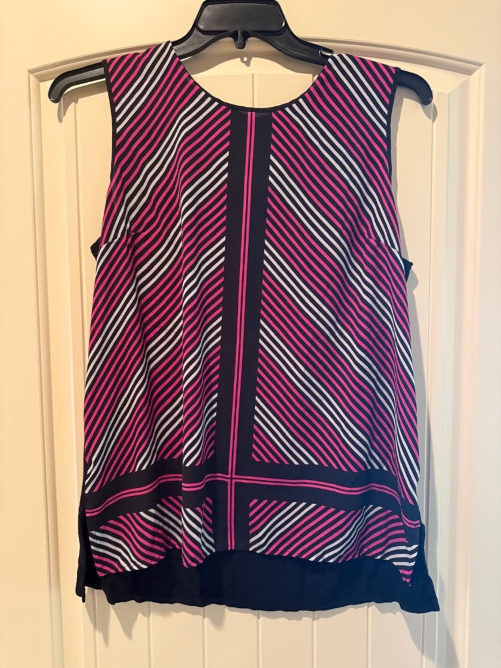 Vince Camuto Pink & Black Striped Satin & Jersey Contrast Sleeveless MEDIUM M